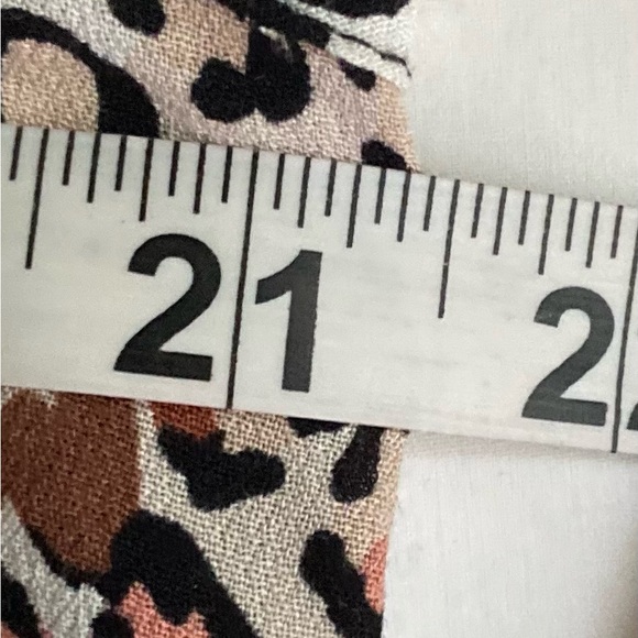 CUPID sleeveless leopard print blouse  SZ  42  XXL - Picture 6 of 10